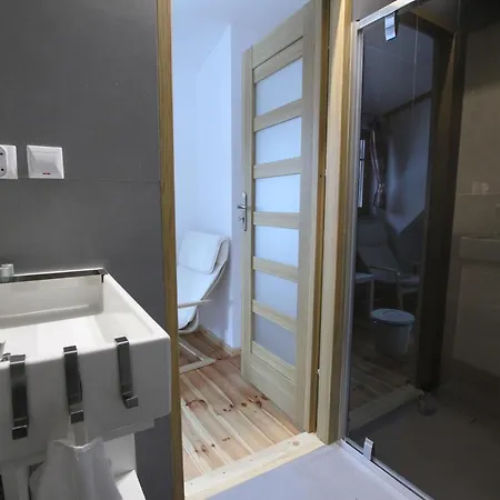 Borszowka By The Creek Exclusive, With Access To A Pool, Sauna, And Hot Tub Дом отдыха *