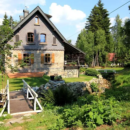 Borszowka By The Creek Exclusive, With Access To A Pool, Sauna, And Hot Tub * Шклярска-Поремба