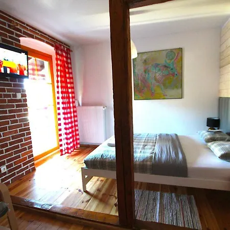 Nyaraló Borszowka By The Creek Exclusive, With Access To A Pool, Sauna, And Hot Tub