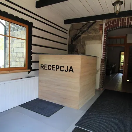 Borszowka By The Creek Exclusive, With Access To A Pool, Sauna, And Hot Tub 斯克拉斯卡波伦巴