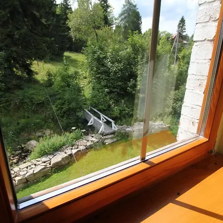 Nyaraló Borszowka By The Creek Exclusive, With Access To A Pool, Sauna, And Hot Tub