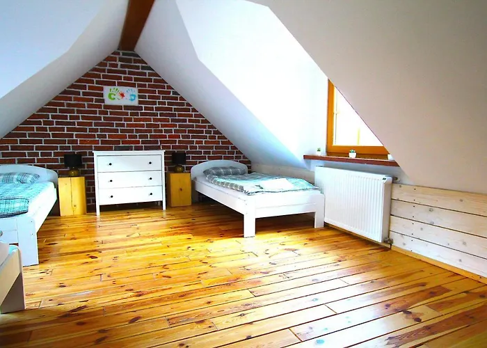 Borszowka By The Creek Exclusive, With Access To A Pool, Sauna, And Hot Tub Holiday home