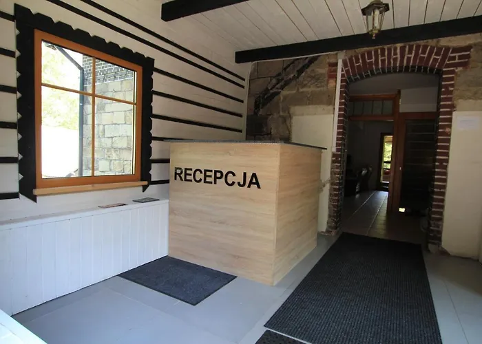 Borszowka By The Creek Exclusive, With Access To A Pool, Sauna, And Hot Tub Шклярска-Поремба