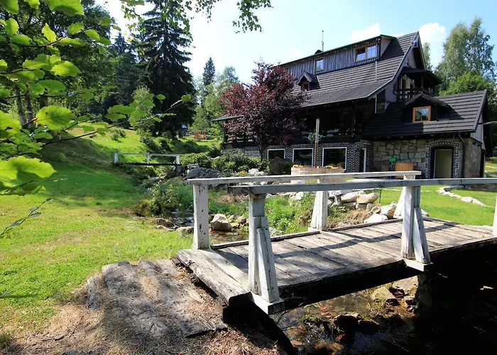 Borszowka By The Creek Exclusive, With Access To A Pool, Sauna, And Hot Tub Дом отдыха Шклярска-Поремба